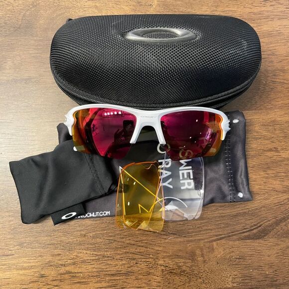 Oakley Flak 2.0 Polished White Frame with 3 Lense Sets - Picture 1 of 9